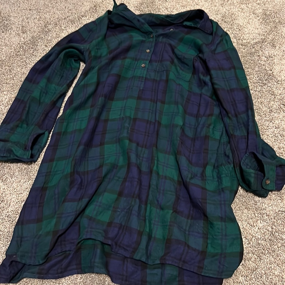 Long sleeve plaid
